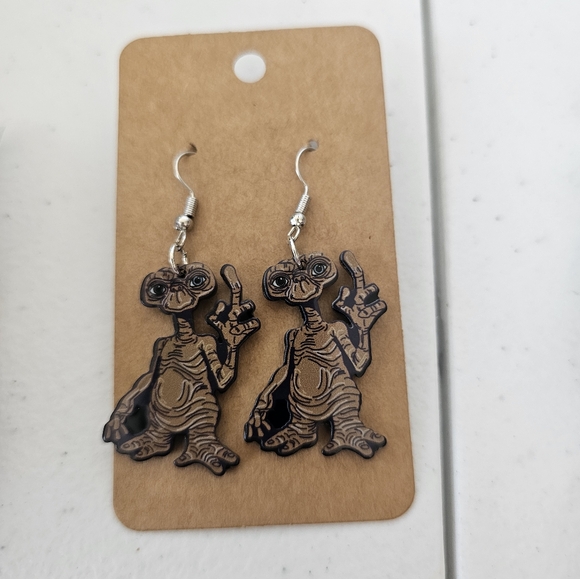 Unique E.T. Earrings 1 Left! - Picture 1 of 1